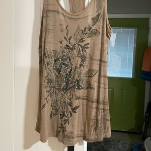 Miss me flowy tank top with lace racer back